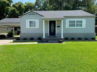 3945 Taft Ave, Groves, TX 77619