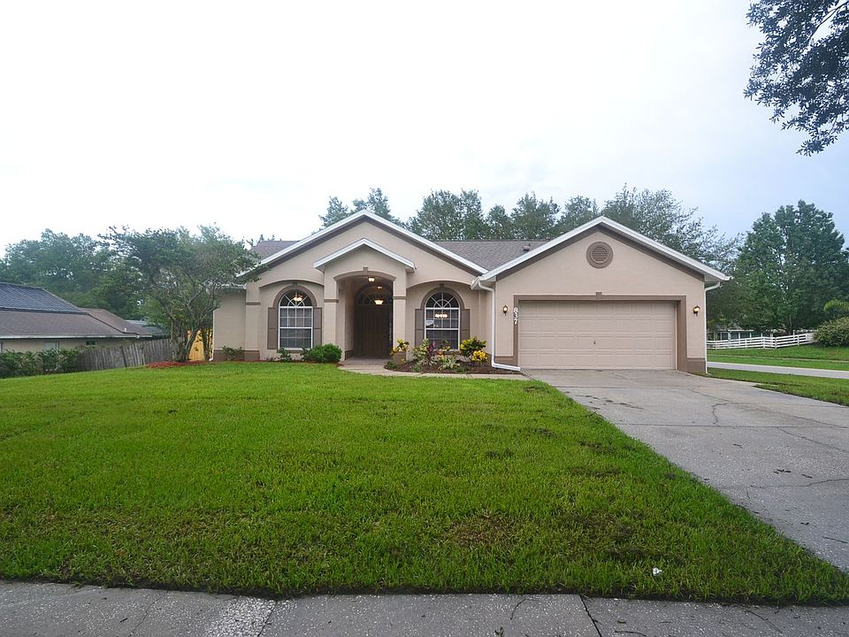 1st image of 837 Elm Forest Dr