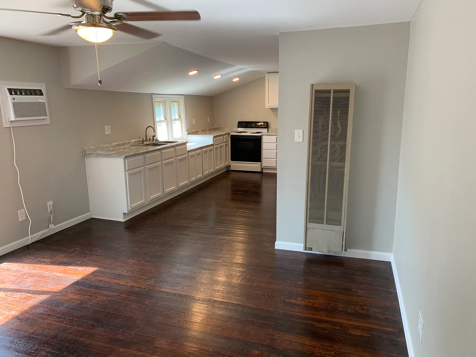 1 bed, 525 sqft, $800 — Photo 2
