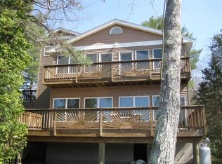 2820 Mullica River Dr, Hammonton, NJ 08037