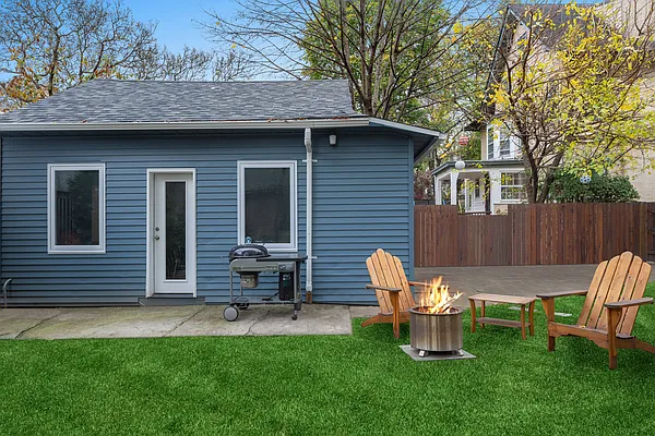 Sold by Compass | media 29