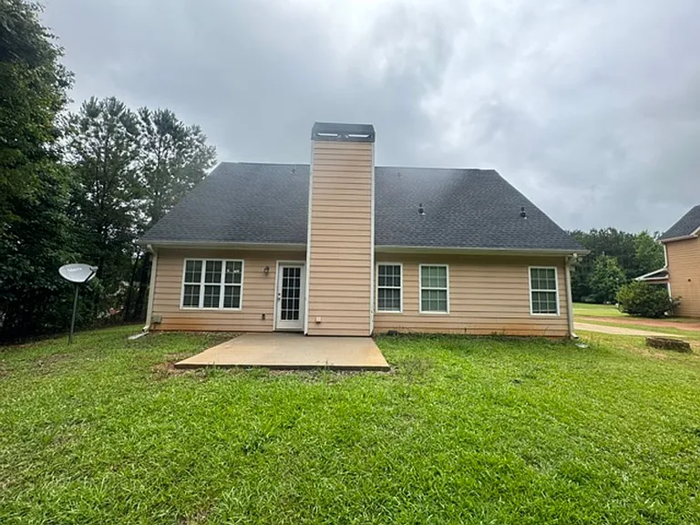 429 Jasmine Cir — Photo 15