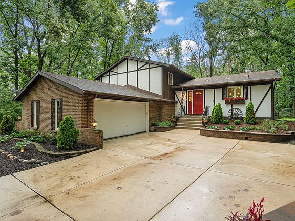 2nd image of 4834 W 84th Ct