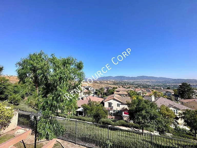 28479 Falcon Crest Dr — Photo 20