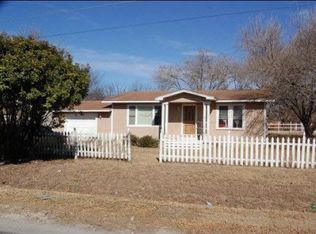 200 W Applegate Dr, Austin, TX 78753