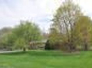 2N351 Glen Rd, West Chicago, IL 60185