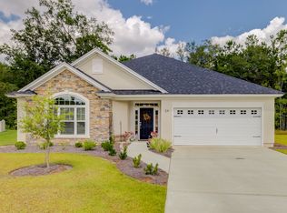 29 Scarlet Maple Ln, Savannah, GA 31419