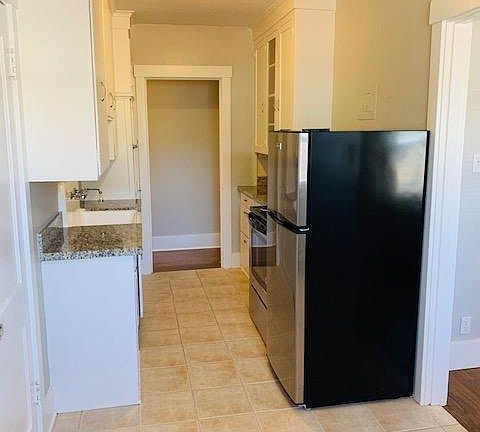 4th image of 1402 Earnest S Brazill St APT E