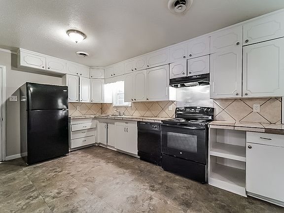 4th image of 234 Valley Vista Dr