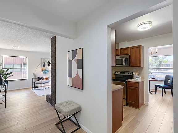 5th image of 500 Manhattan Dr #D7
