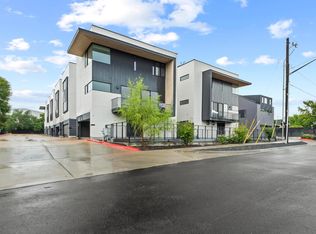 3406 E 17th St #7, Austin, TX 78721