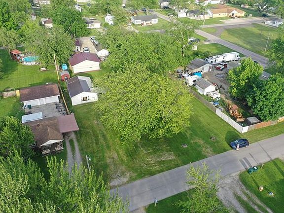 3rd image of 416 N Delawanda Ave