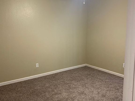 5th image of 6004 Hill Dale Ct APT A