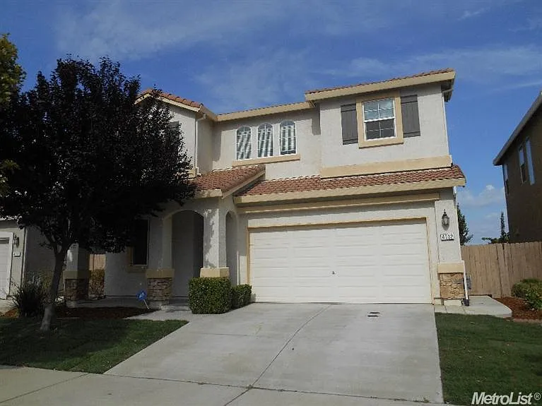 4112 Malta Island St photo 1