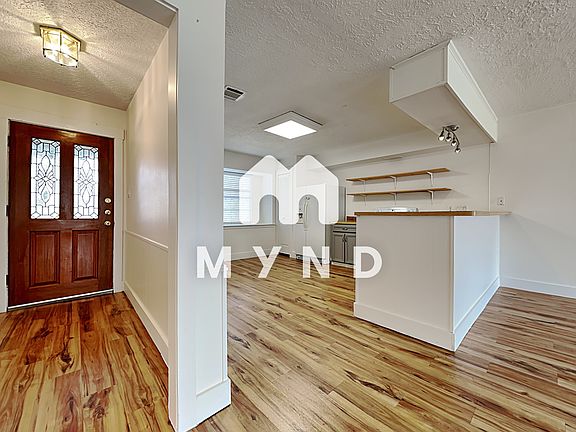 3rd image of 2210 Georgetown St
