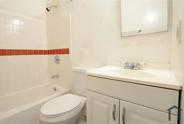 2623 79th Ave #1 — Photo 8