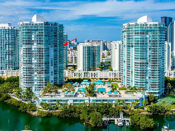 5th image of 16500 Collins Ave APT 2251