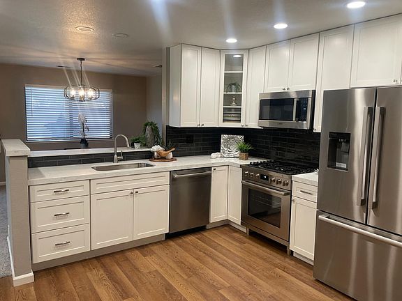 5th image of 1355 Alex Cir