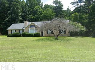 85 Lindsey Ln, Sharpsburg, GA 30277
