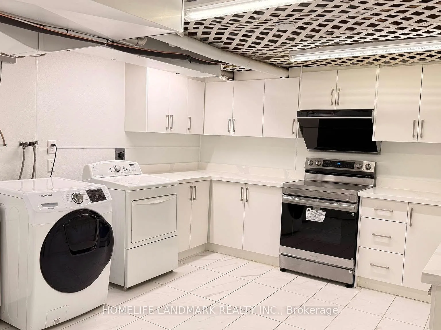 4 bed, $3,200 — Photo 4