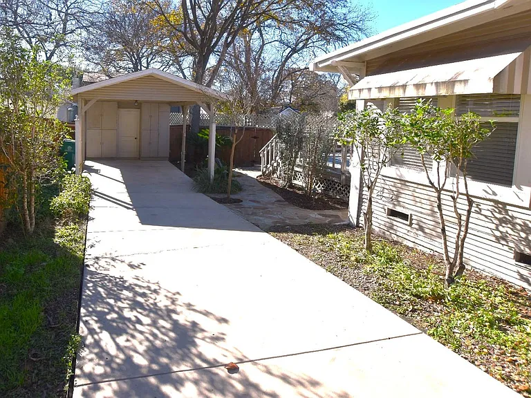 216 Argo Ave — Photo 11