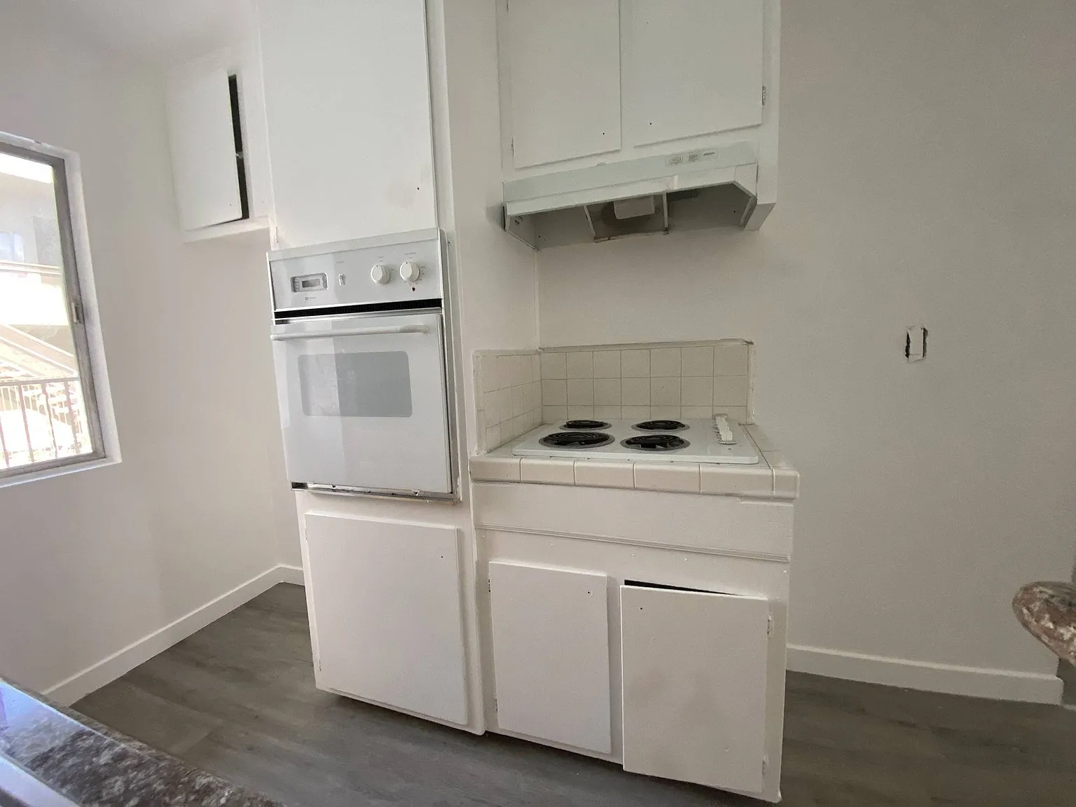 8751 W. Guthrie Ave. — Photo 2