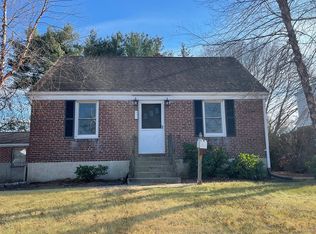 492 High St, Fairfield, CT 06824