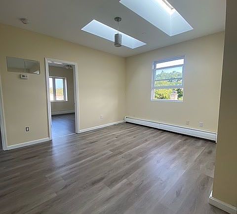3rd image of 2583 Ocean Ave APT 3R