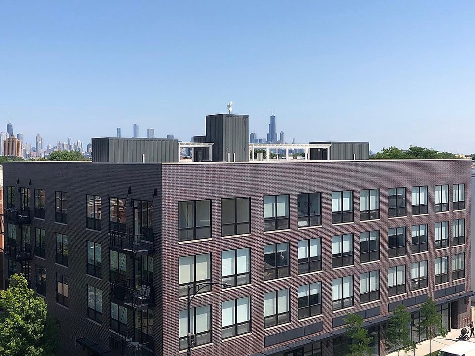 1st image of 2353 W Wabansia Ave #303