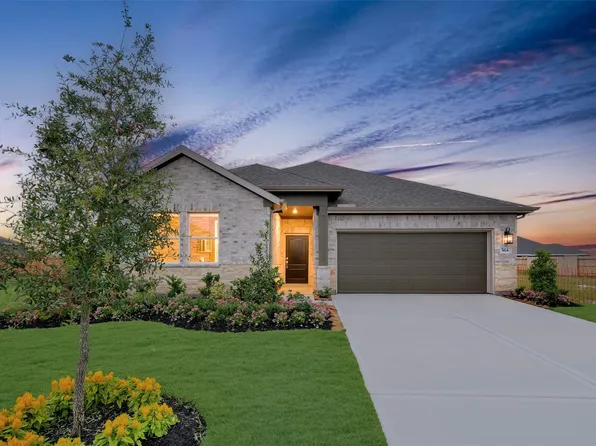 564 Day Station Dr, Dayton, TX 77535