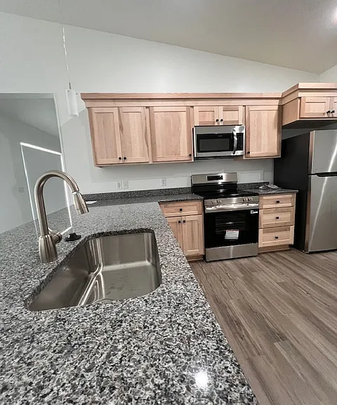 220 S Taylor St — Photo 12
