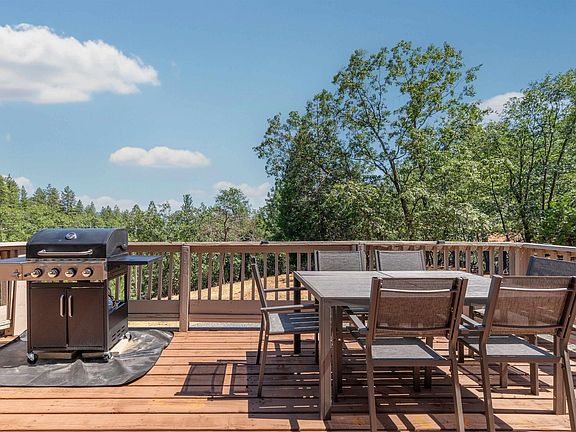 2nd image of 23984 Oxbow Ln S