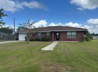 209 Cherry St, Brazoria, TX 77422