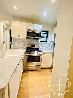 4th image of 63 Montague St APT 5R