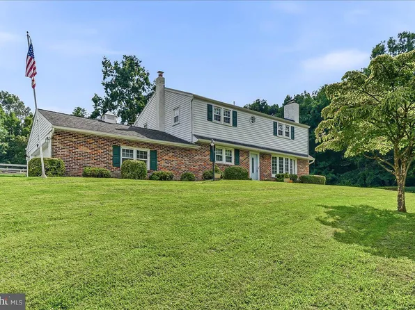 1344 Sherwood Dr, West Chester, PA 19380