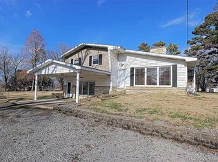 14 2nd St, Oran, MO 63771