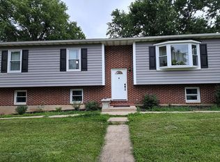 7825 Oakdale Ave, Baltimore, MD