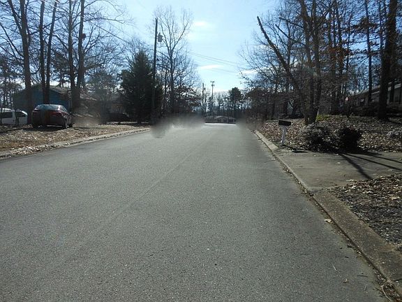 4th image of 5115 Hunter Village Dr