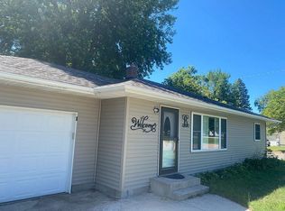 413 10th Ave, Clarkfield, MN 56223