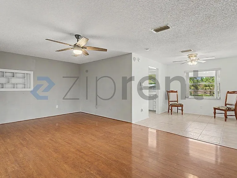 9356 Chase St — Photo 5