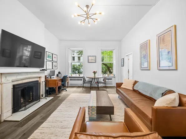 134 E 16th St APT 4, Manhattan, NY 10003