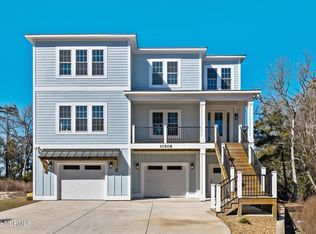 10508 Coast Guard Rd, Emerald Isle, NC 28594