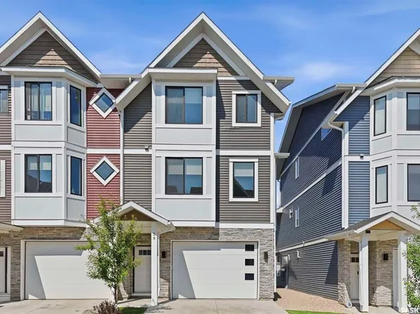 UNIT 39-900 St Andrews LANE, Warman, SK S0K 4S4