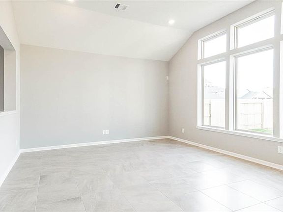 4th image of 5827 Rivergrove Park Dr