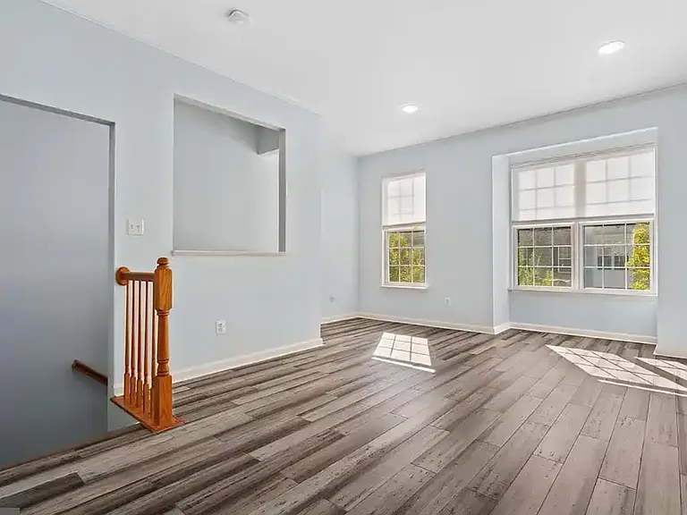 8515 Towne Manor Ct — Photo 4