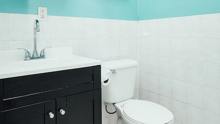 Rented by Nooklyn NYC LLC | media 21