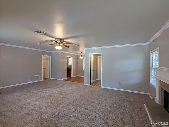 3rd image of 3613 Loxley Ln