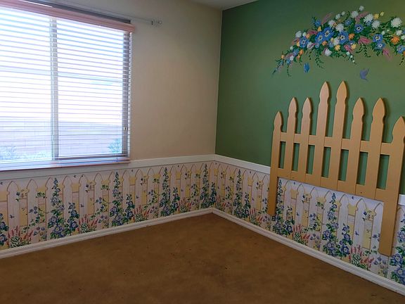 5th image of 2068 N Canyon Greens Cir