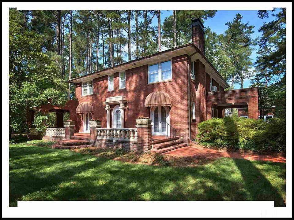 1st image of 2650 University Dr