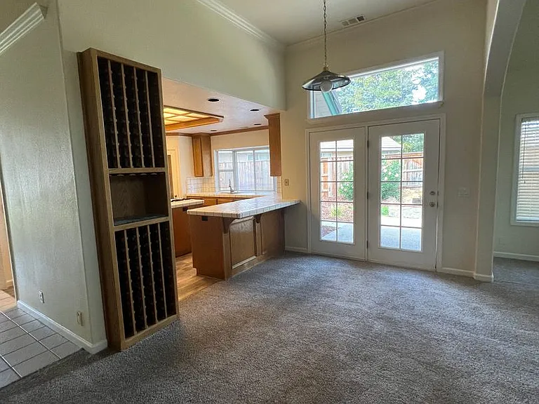 120 Heaton Ct — Photo 14